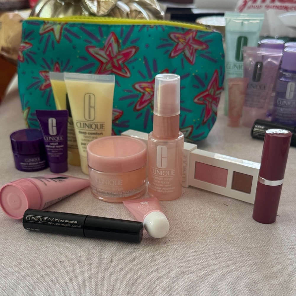 Clinique Skin Care/Makeup Collection with Black Mascara and Travel bag NIB